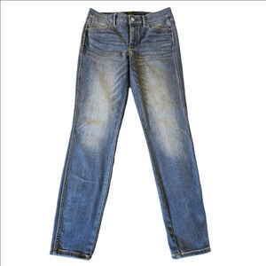 White House Black Market Cashmere Mid-Rise Skinny Medium Wash Jeans